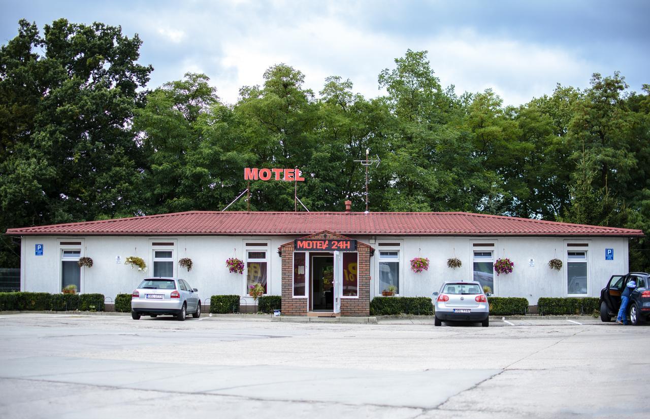 Motel W Lace Boleslawiec  Exterior foto